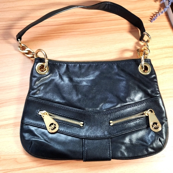 Michael KORS soft Black Leather Shoulder Bag - Picture 1 of 5